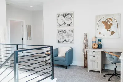 Image de Knockout home in downtown Gilbert, with Jacuzzi