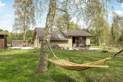 Image de Lovely summer villa in natural.
