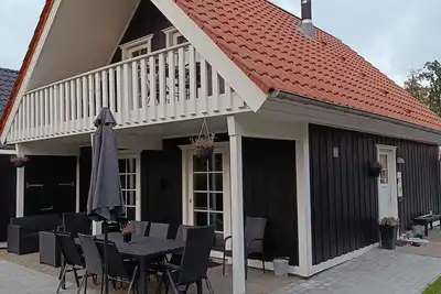 Image de Summer house for relaxation and activity