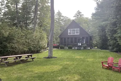 Image de Cozy Cabin on Long Lake w/private Hot Tub