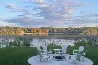 Image de 3 Bdrm Home on Lake Harold in Lakes of the North. Centrally located to up North
