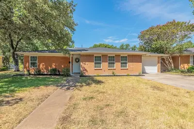 Image de Updated home 15 minutes from Downtown Fort Worth!