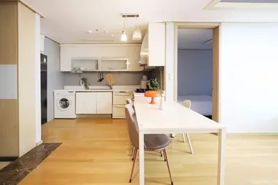 Image de ★Gangnam Station 2 minutes★2Bdr 2Bath★Full Options