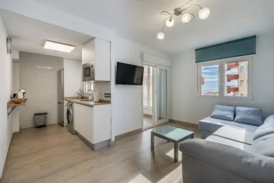 Image de Appartement 'Maravillosa Cala' avec vue sur la mer, piscine partagée et Wi-Fi