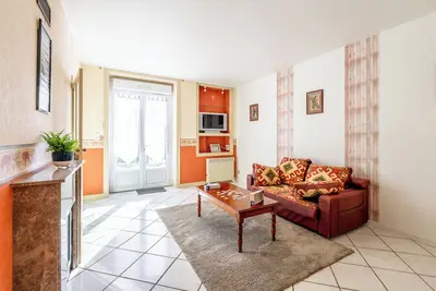 Image de Maison de vacances 'Logement 3ch 8 Personnes' avec terrasse privée, jardin privé et Wi-Fi