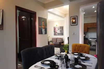 Image de Self-catering  accommodation near Mandela National Stadium \n& the Matyrs shrines
