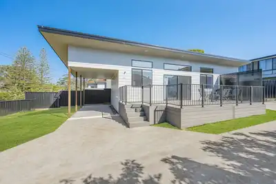 Image de Freshly renovated 2 bedroom cottage, close to Port's Cbd