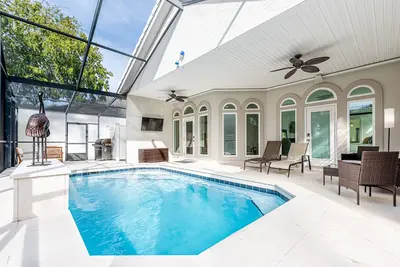 Image de Private Pool ~ Golf Cart ~ Steps to the Beach