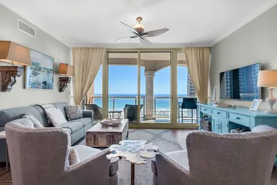 Image de 🏝️Stunning Gulf Views- Pool-Walk to Beach-2br Portofino 4-1305: