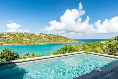 Image de Bayfront Property with Pool in Marigot