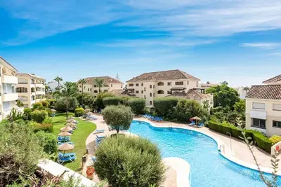 Awesome 3 Br Apart. w/ 4 Terraces, Pool & Parking