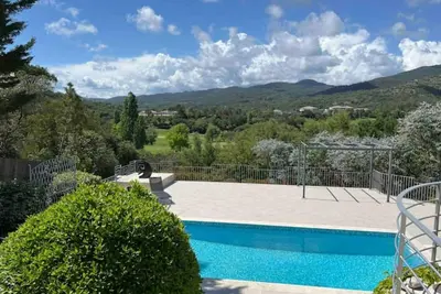 Image de Appartement 4 Couchages Piscine