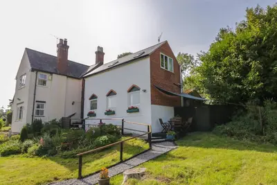 Image de 3 Oaks Lodge, pet friendly, with open fire in Pulverbatch