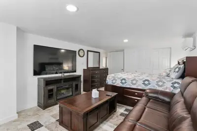 Image de The Gather House! Super clean, Super comfortable and Super private!