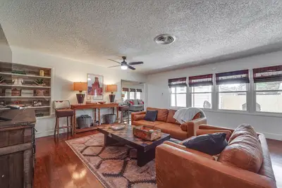 Image de Lubbock Rental Home Near Texas Tech University!