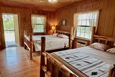Image de 9 Hackberry, at Crc Ranch Retreat