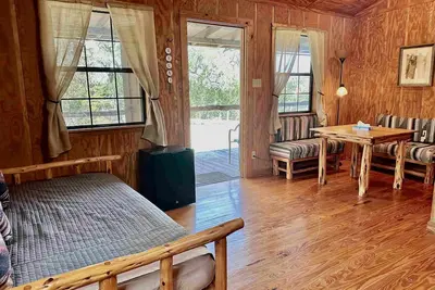 Image de 10 Hackberry, at Crc Ranch Retreat