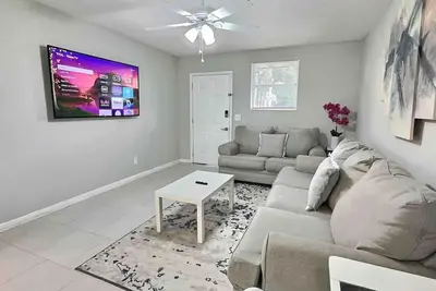 Image de Conant White: Sleeps4! 2Bd/1Bth Comfort Living!