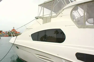 Image de Spend the Night on a Yacht!