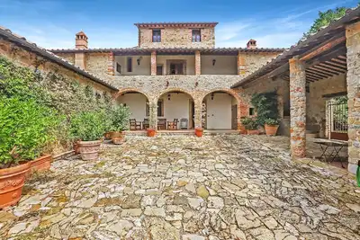Image de Elegant Chianti Classico Villa with Stunning Views + Starlink