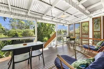 Image de Gentle Shores is a charming 3-bedroom cottage located in a breathtaking setting.