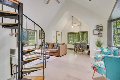 Image de South Salem Vacation Rental w/ Furnished Deck!