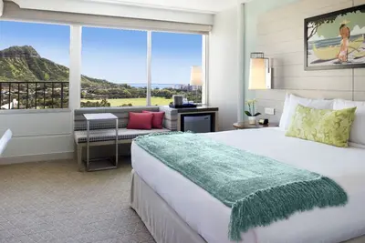 Image de Best Place to Stay in Honolulu! 2 Ocean View Units, Pet-friendly, Outdoor Pool