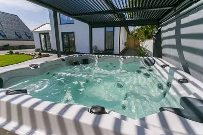 Image de The Old Abbey - a hot tub that sleeps 16 guests in 6 bedrooms