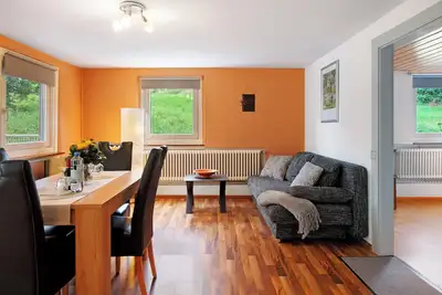 Image de Appartement \"Haus Elfriede\" avec terrasse privée, jardin privé et Wi-Fi