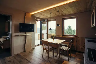 Image de Appartement de vacances \"Obertimpflerhof Rosi\" avec vue sur la montagne, balcon et Wi-Fi