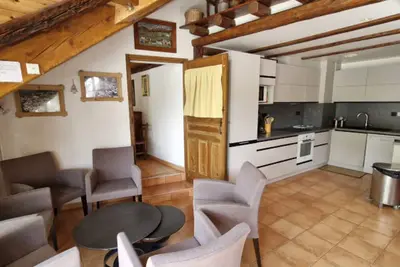 Image de Chalet 11 pers, 5 ch, pied des pistes, balcon, parking, Wi-Fi, cheminée, Serre Chevalier