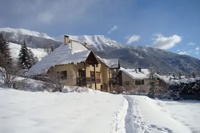 Image de Charmant 2 pièces avec parking et Wi-Fi à Saint-Chaffrey