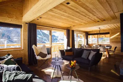 Image de Chalet Luxueux 10 Pers. à Serre Chevalier - Terrasse, Local à Ski, Navette Gratuite