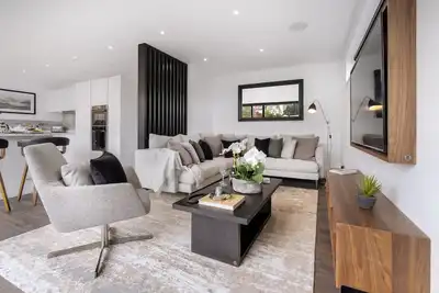 New - Richmond House- 5 Star- Unique Grand Design