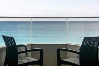 Image de Bello Estudio Frente al mar con BalcĂłn
