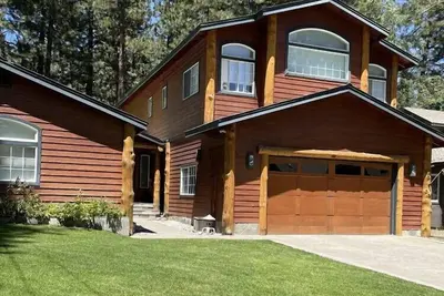 Image de Elegant Lake Tahoe Home. W/Private Hot Tub- #Sk118