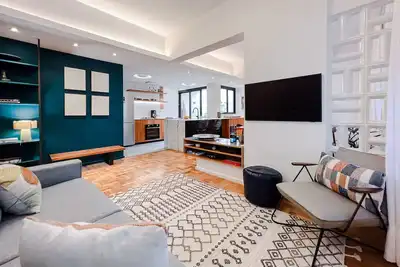 Image de Bel appartement rénové avec jardin d'hiver