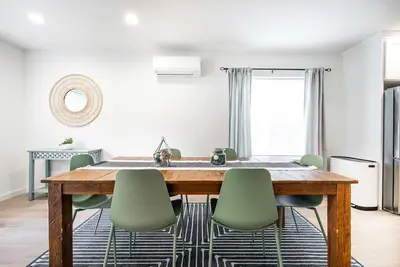 Image de Ballard Home Base - Comfy Modern House in Seattle