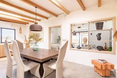 Image de Private Oasis Getaway with High Desert Magic