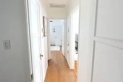 Image de Charming Home in Heart of WeHo Walking Distance from Coffee Shops and Bars