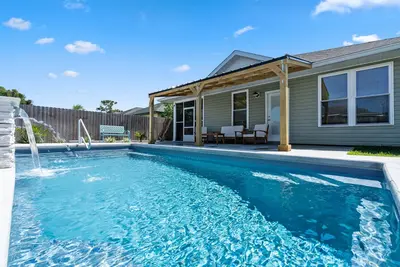 Image de Perdido Key Lime Bungalow | Dog Friendly | Private Pool | My Beach Getaways