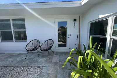 Image de Modern Beach Villa - Bahamian Pine