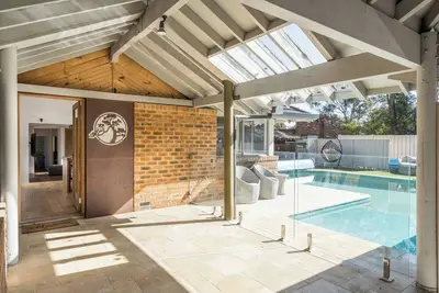 Image de Poolside Haven Your Mount Eliza Family Getaway