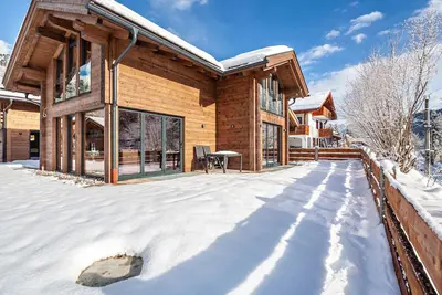 Image de Chalet \"En Bois\" avec vue sur la montagne, terrasses privées et Wi-Fi
