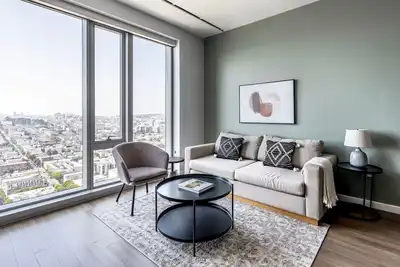 Image de Sunny Soma 1br w/ Yoga, Rooftop & Movie Theater, nr Bars, by Blueground