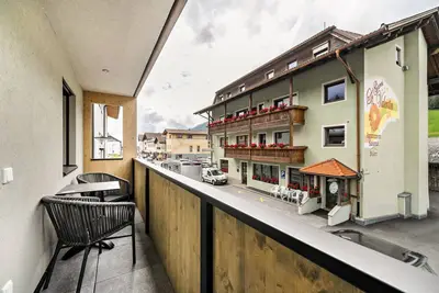Image de Appartement \"Lamm 3\" avec vue sur les montagnes, balcon et Wi-Fi