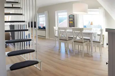 Image de Moderne Ferienwohnung fĂĽr bis zu 6 Personen am Wittensee mit Spielscheune