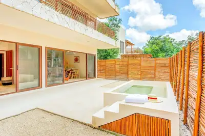 Image de Private Pool, Cenotes, Yoga Loft & Gym Onsite!