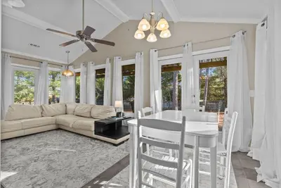 Image de Spacious Pinehurst Retreat - Sleeps 10!