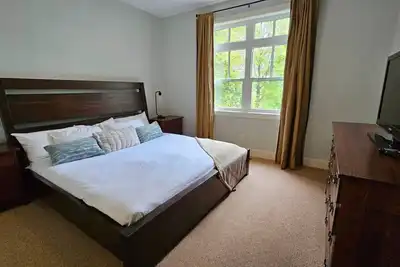 Image de Spacious Condo next to The Blue Mountains w/ Patio - Condo with Outdoor Pool & Hot Tub